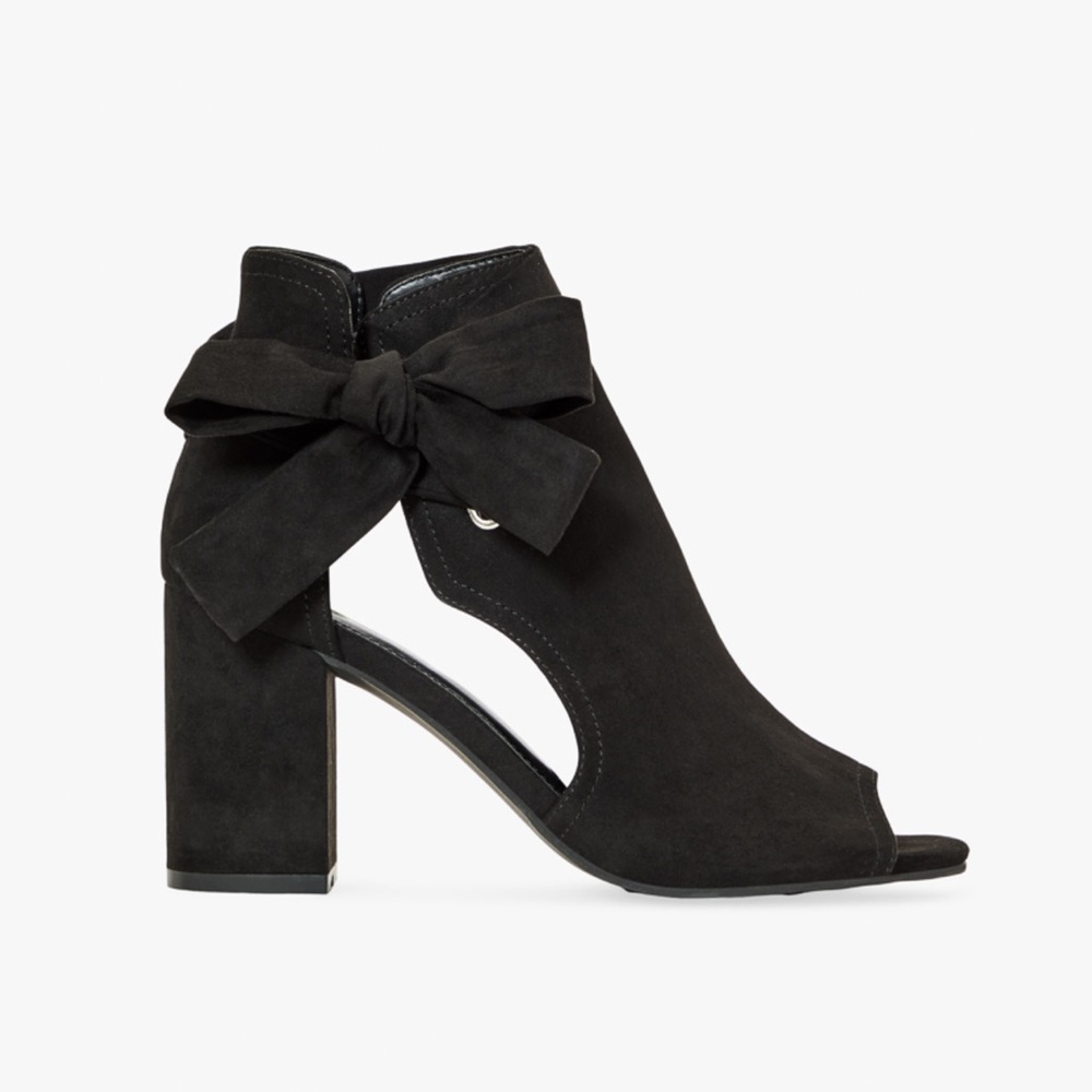 Black  toe bootie, size 9, completely new